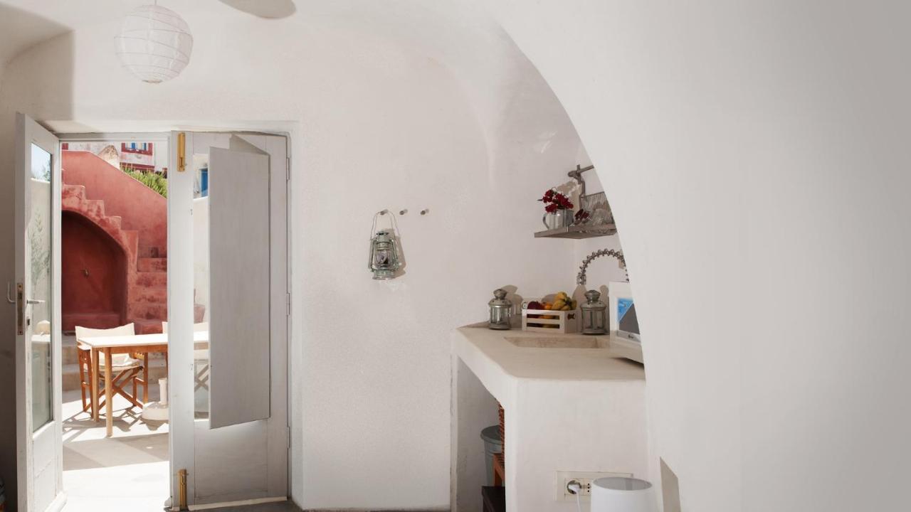 Oia, Finikia Cave House Villa Exterior photo