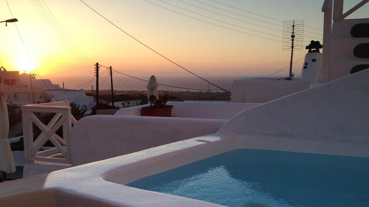 Oia, Finikia Cave House Villa Exterior photo